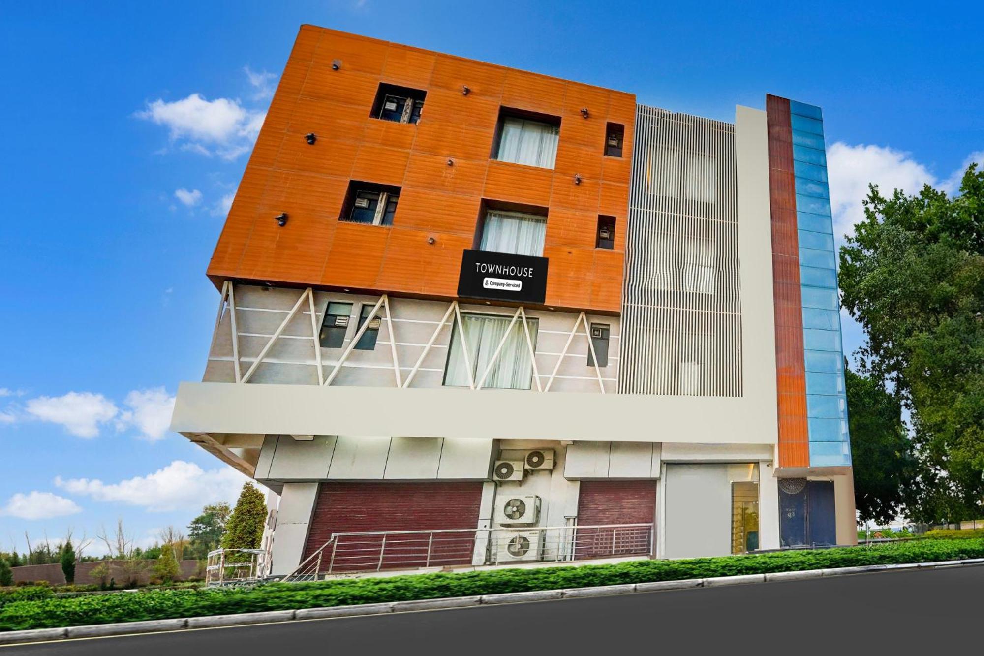 فندق Super Townhouse Jagatpura جايبور المظهر الخارجي الصورة